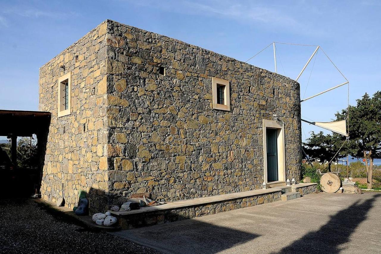 Authentic Cretan Stone Windmill Villa Sitía Exterior foto